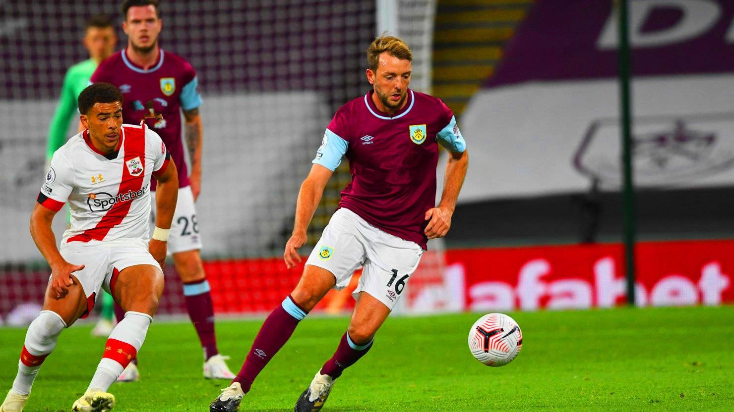 PG平台-乌迪内斯展现惊人实力，不放弃保级希望