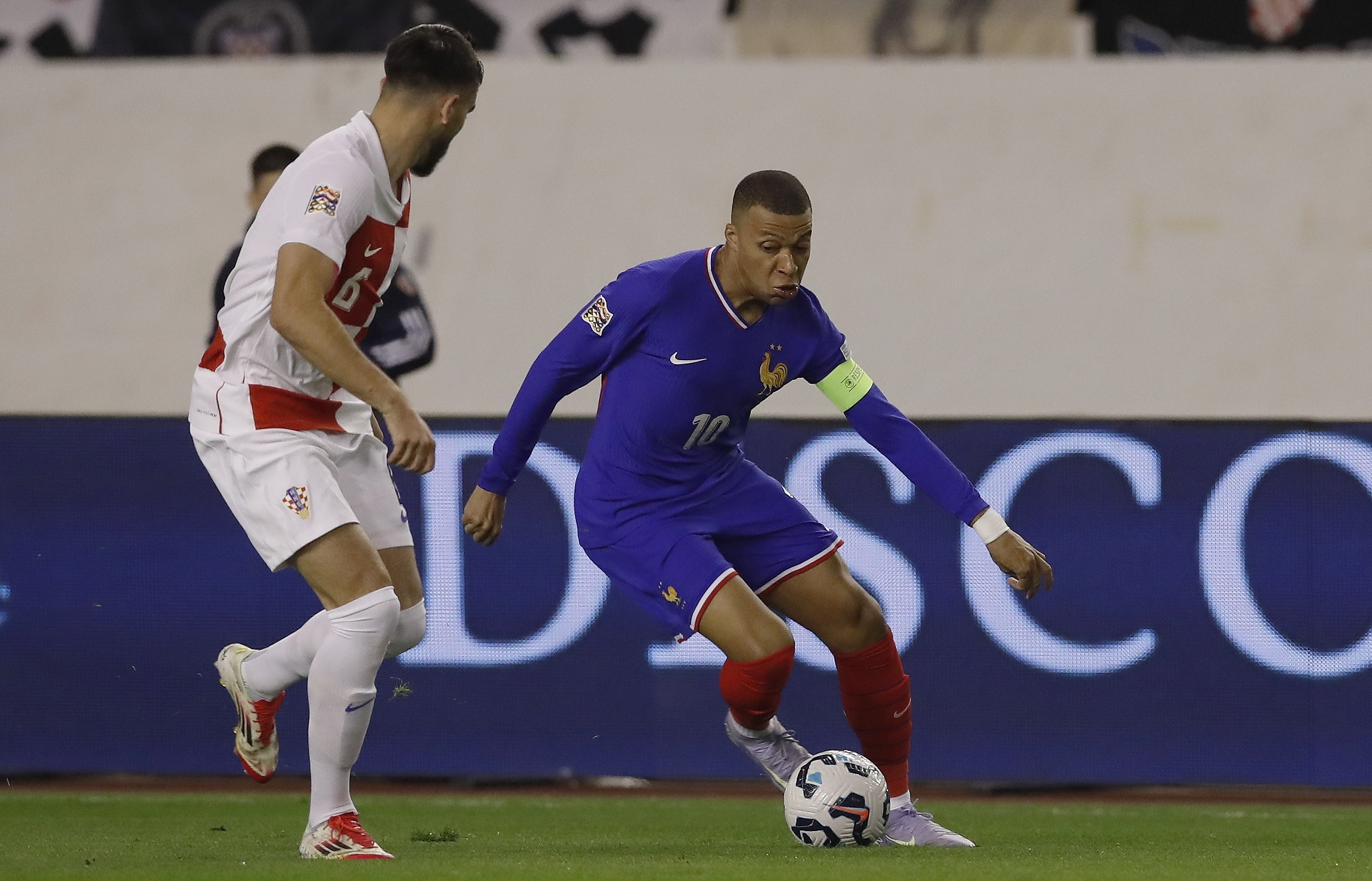 PG电子游戏-克罗地亚队在欧预赛比赛中遭遇败绩