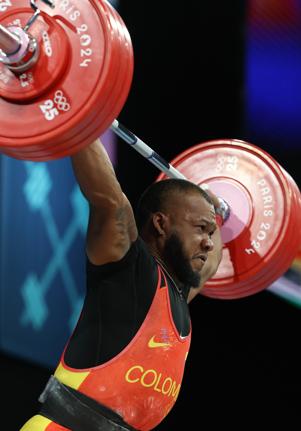 哥伦比亚体操选手表现绝佳,获得比赛冠军 哥伦比亚体操选手表现绝佳,获得比赛冠军