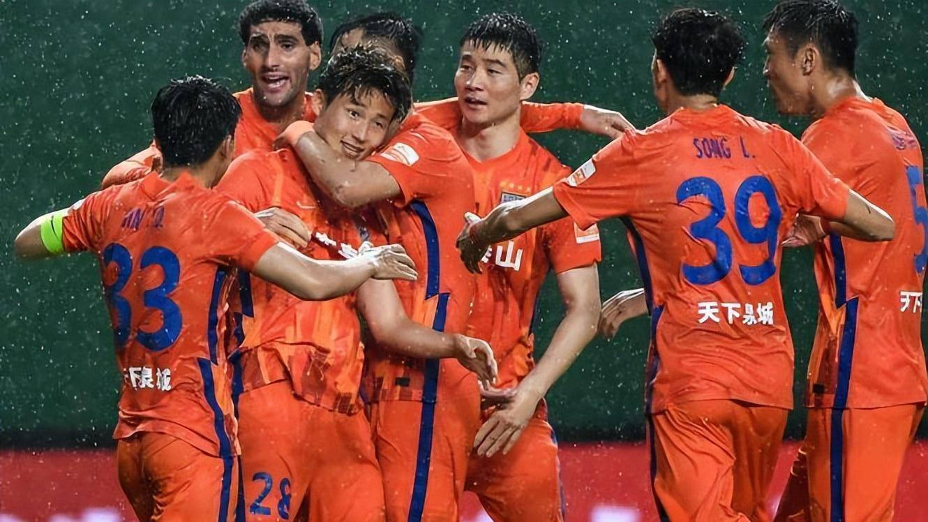 鲁能主场迎战东京,争取取得连胜 鲁能主场迎战东京,争取取得连胜