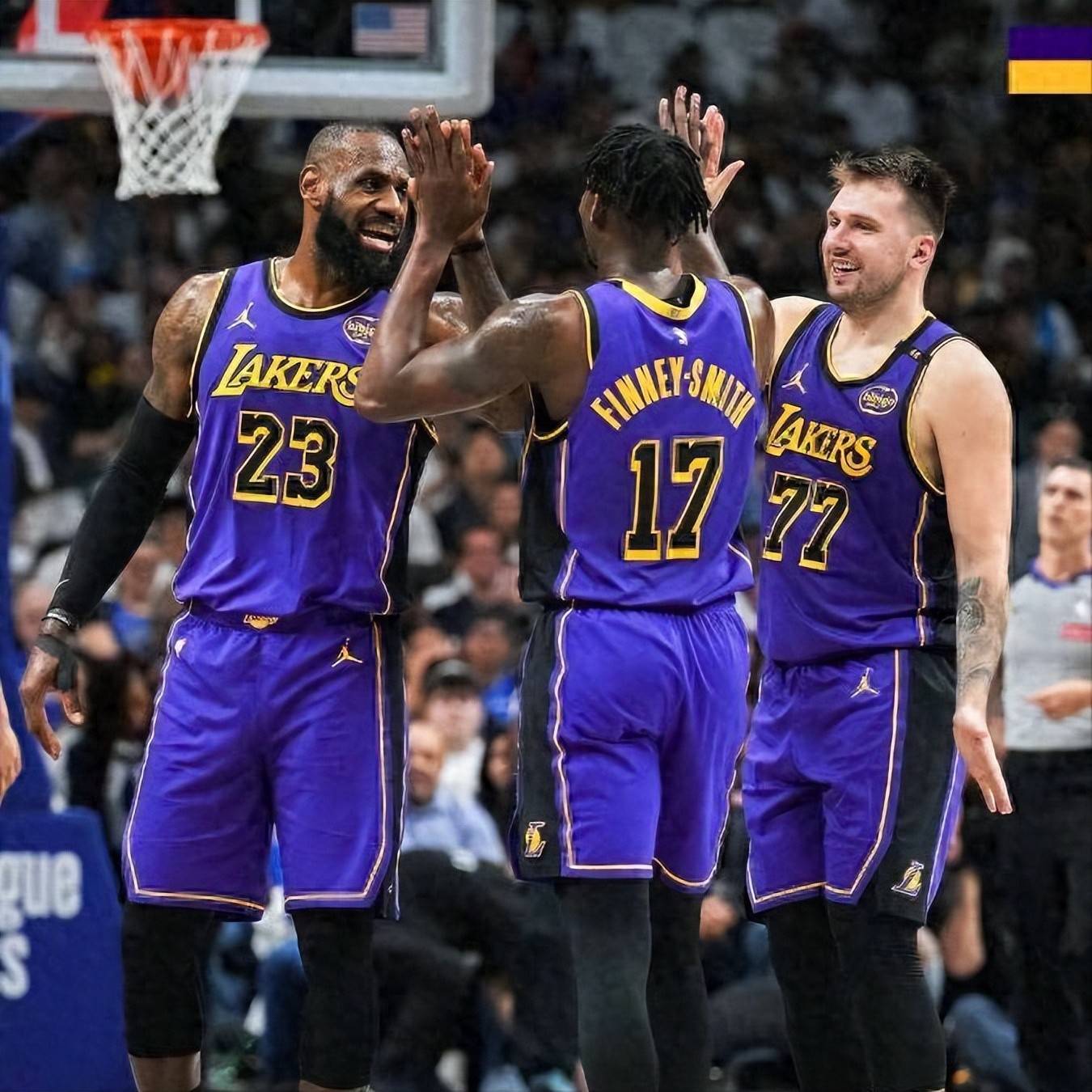 湖人主场掀起狂潮，一举带领球队获胜