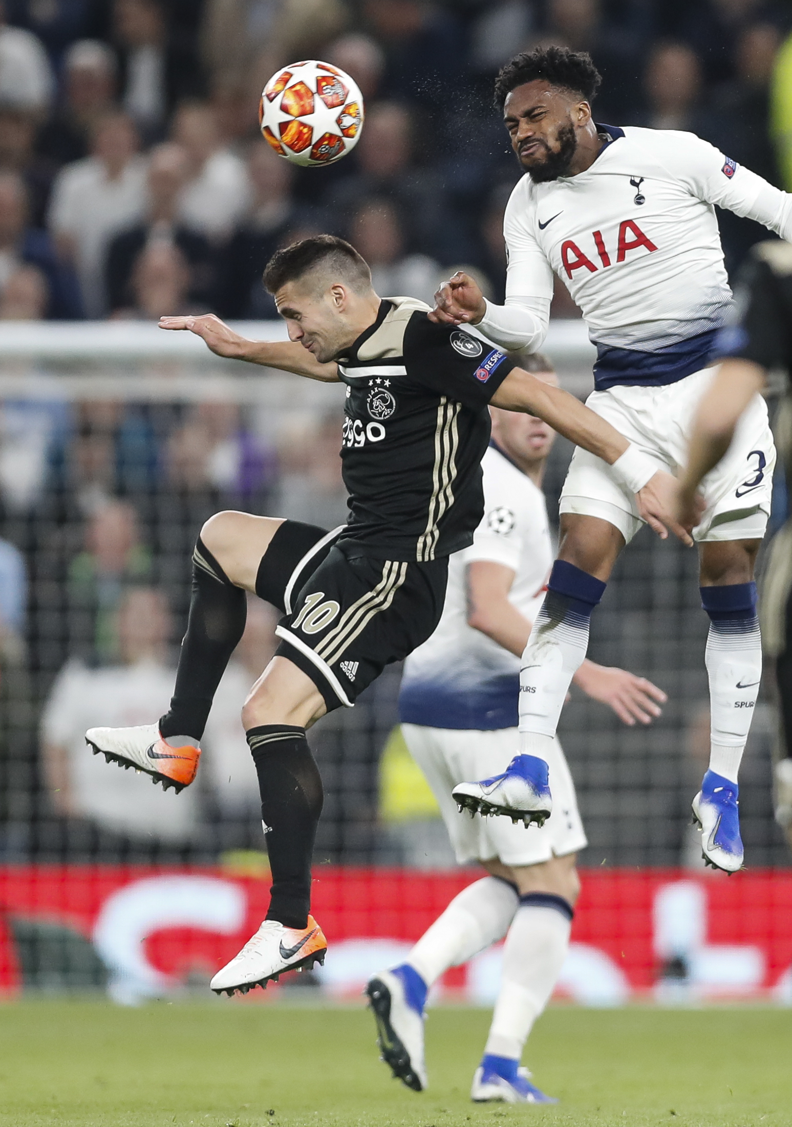 包含阿贾克斯主场大捷,壮大实力的词条 包含阿贾克斯主场大捷,壮大实力的词条