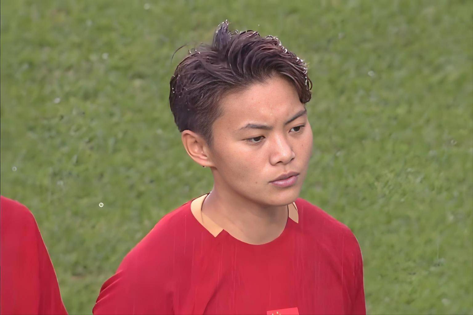 让分悬殊比赛一触即发球员体力消耗极大 让分悬殊比赛一触即发球员体力消耗极大