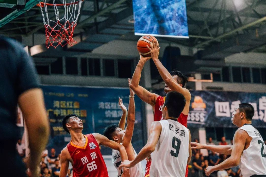 包含BRO血洗FPX，BDD单局斩获MVP焦点之战入围赛，强势挺进下一轮的词条