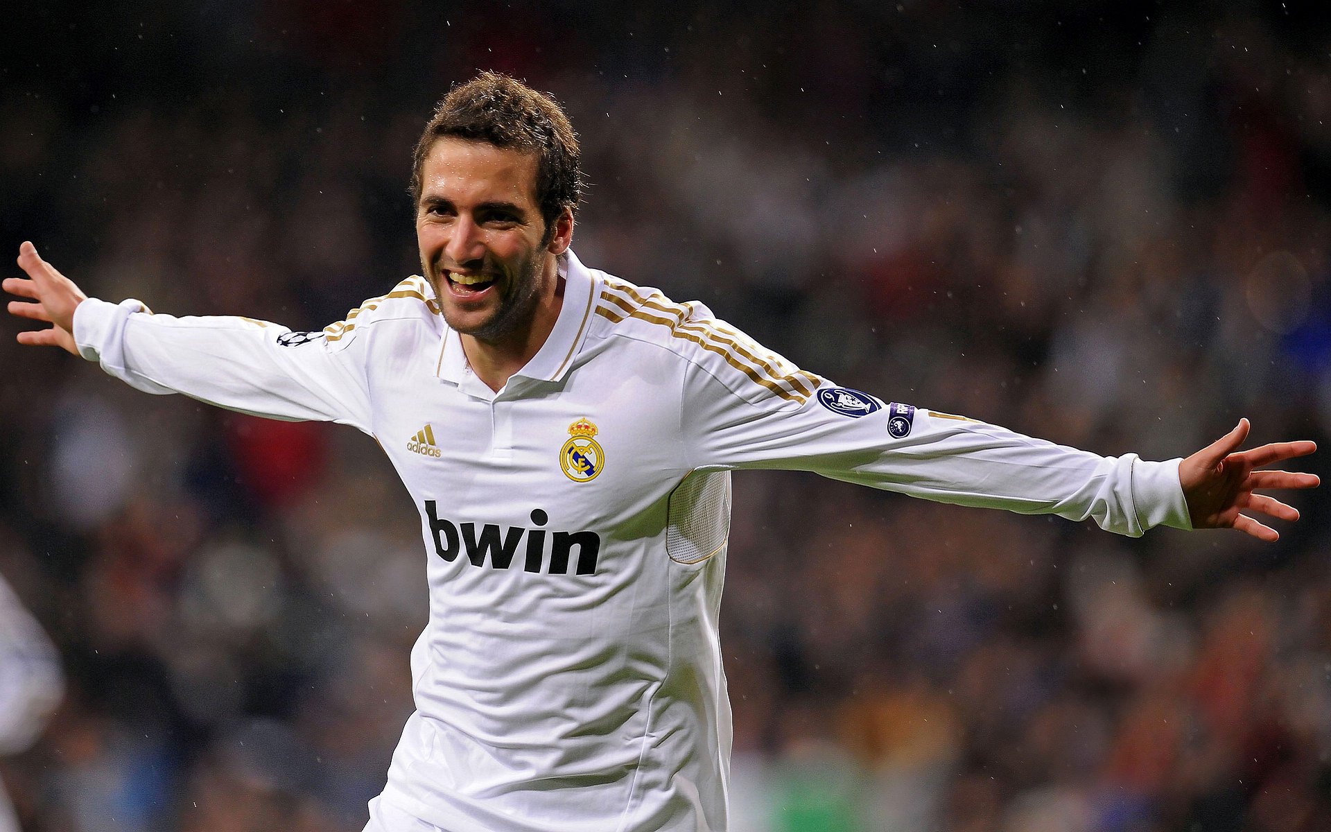 命运交响曲的休止符,门迪在美加墨之夜的关键扑救